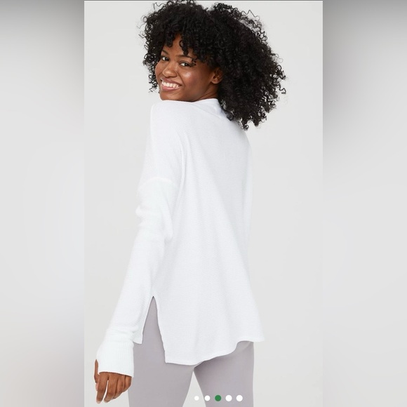 NWOT Offline by Aerie Waffle Henley Shirt in white, size L - Picture 2 of 7